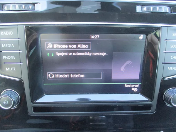 Volkswagen Golf 2.0TDi 110kW HIGHLINE L+Z PNEU - foto 20