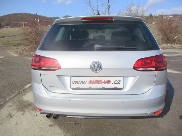 Volkswagen Golf 2.0TDi 110kW HIGHLINE L+Z PNEU - foto 8
