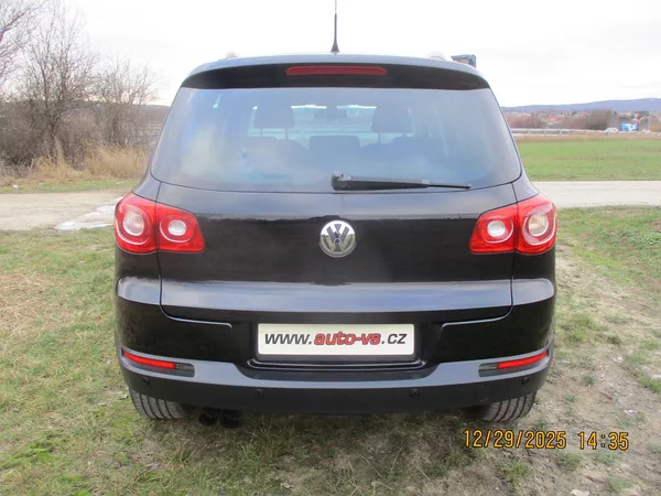 Volkswagen Tiguan 1.4TSi 4x4 VÝHŘEV NEZ.TOPENÍ - foto 8