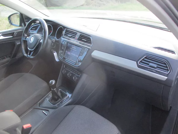 Volkswagen Tiguan 2.0TDi 110kW*TZ*PANORAMA*6MAN - foto 27