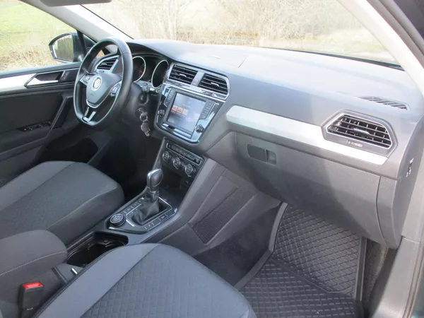 Volkswagen Tiguan 2.0TDi*4x4*7DSG*NAVI*T.ZAŘ - foto 32