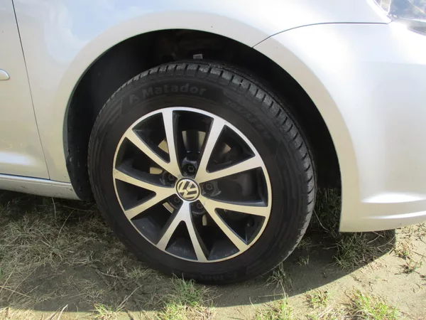 Volkswagen Touran TDi*77kW*159TKM*NAVI*L+Z PNEU - foto 24