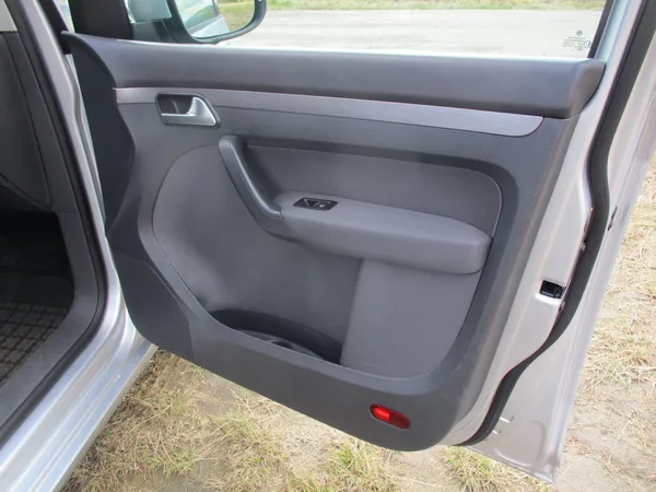 Volkswagen Touran TDi*77kW*159TKM*NAVI*L+Z PNEU - foto 25