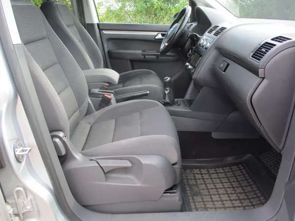 Volkswagen Touran TDi*77kW*159TKM*NAVI*L+Z PNEU - foto 27
