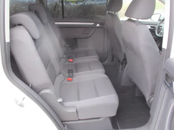 Volkswagen Touran 1.2TSi 77kW TL*L+Z PNEU*VÝHŘEV - foto 28