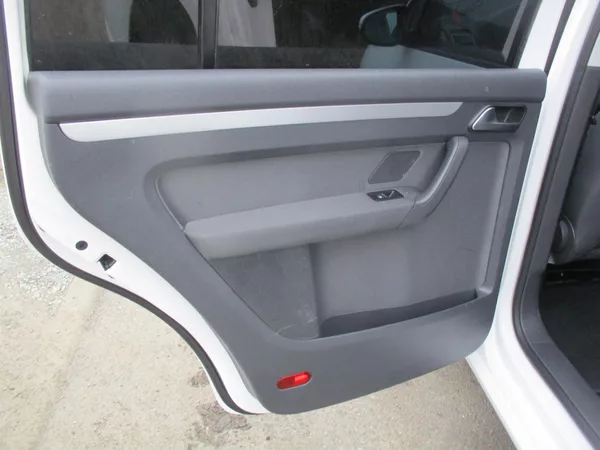 Volkswagen Touran 1.2TSi 77kW TL*L+Z PNEU*VÝHŘEV - foto 36