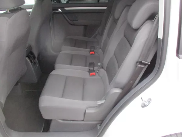 Volkswagen Touran 1.2TSi 77kW TL*L+Z PNEU*VÝHŘEV - foto 37