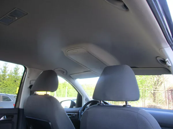 Volkswagen Touran 1,6 TDi CL BlueMotion*TAŽ.ZAŘ. - foto 29