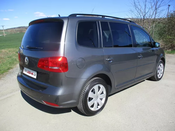 Volkswagen Touran 1,6 TDi CL BlueMotion*TAŽ.ZAŘ. - foto 7