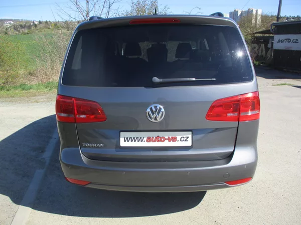 Volkswagen Touran 1,6 TDi CL BlueMotion*TAŽ.ZAŘ. - foto 8