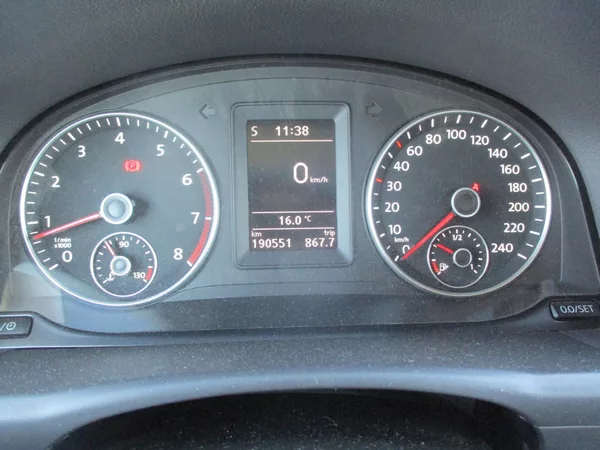Volkswagen Touran 1.4TSi 103kW*CL*TAŽ Z.*7MÍST - foto 15