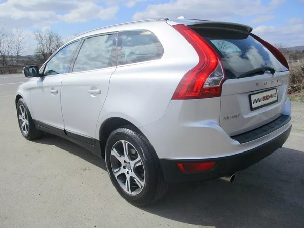 Volvo XC60 2.4 D5*AWD*NAVI*198 tkm*SUMMUM - foto 9