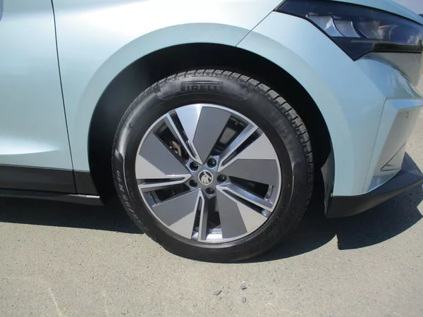 Škoda Enyaq iV 80 LOFT 150kW 82kWh TČ - foto 27