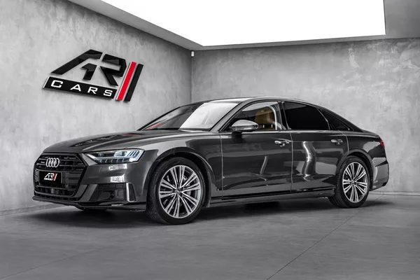 Audi A8 55TFSI Q Masáže Nezávislé BO