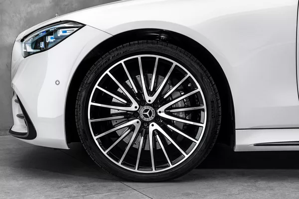 Mercedes-Benz Třídy S d 4M AMG MANUFAKTUR - foto 2