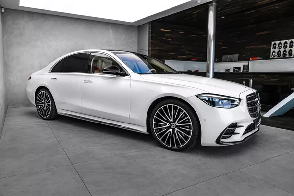 Mercedes-Benz Třídy S d 4M AMG MANUFAKTUR - foto 4