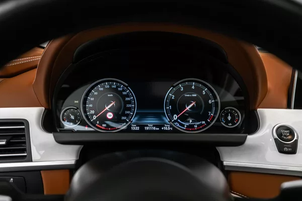 BMW Řada 6 i xD Gran Coupé Individuál - foto 25