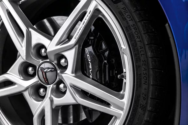 Chevrolet Corvette C8 Stingray - foto 12