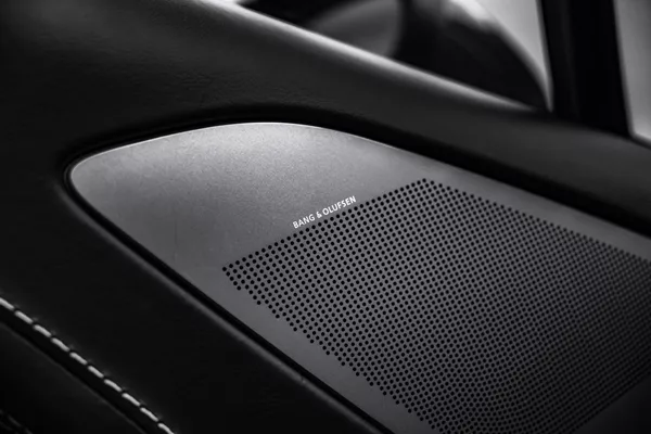 Aston Martin Rapide - foto 23