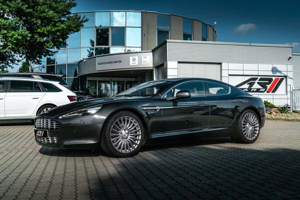 Aston Martin Rapide - foto 25