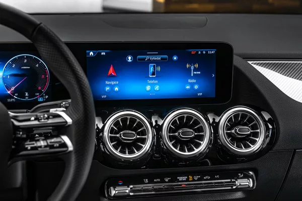 Mercedes-Benz GLA d 4Matic AMG, ZÁRUKA, CZ - foto 16
