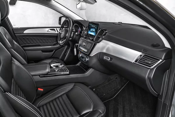 Mercedes-Benz GLE panorama, asistenty - foto 13