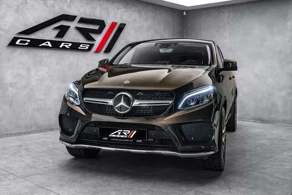 Mercedes-Benz GLE panorama, asistenty - foto 3