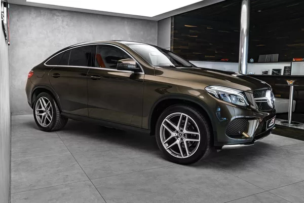 Mercedes-Benz GLE panorama, asistenty - foto 4