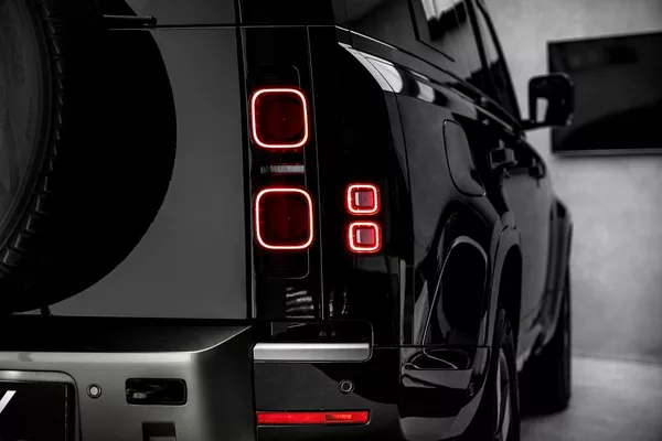 Land Rover Defender SE V6 D200, panorama, Meridian - foto 10