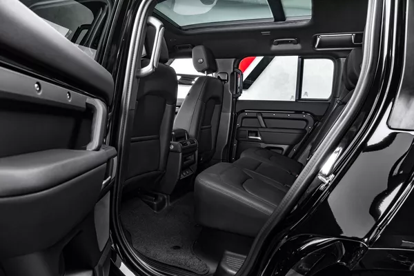 Land Rover Defender SE V6 D200, panorama, Meridian - foto 15