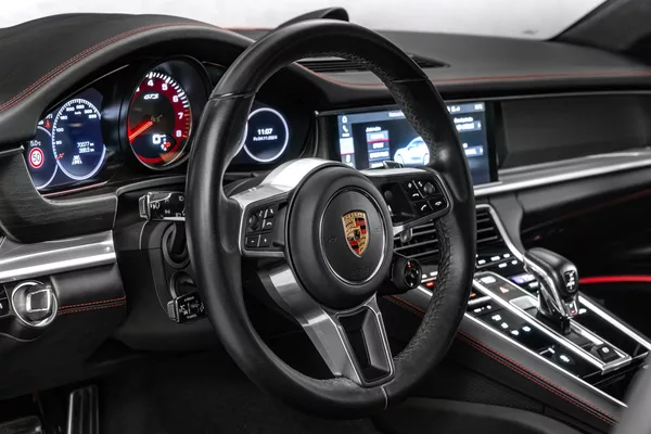 Porsche Panamera Nezávislé topení - foto 15