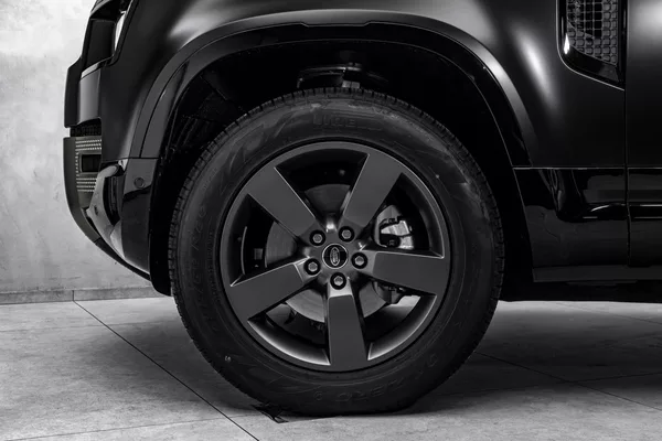 Land Rover Defender SE X-Dynamic,V6 D200, Meridian - foto 2