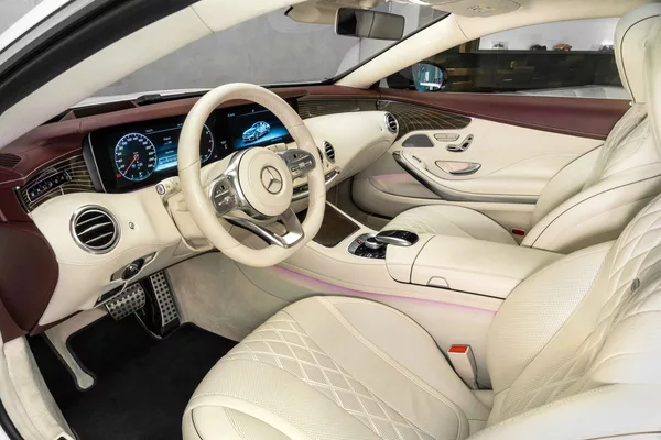 Mercedes-Benz Třídy S Coupe 4M Designo - foto 12
