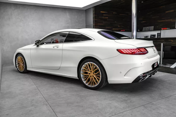 Mercedes-Benz Třídy S Coupe 4M Designo - foto 7