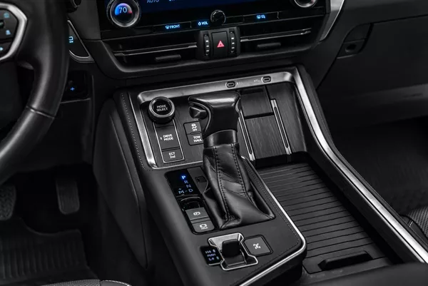 Lexus Premium+ - foto 17