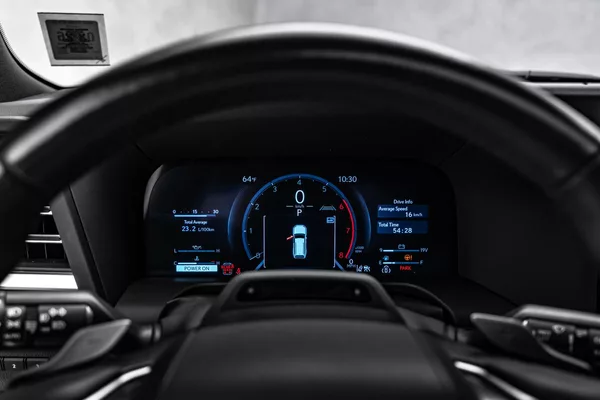 Lexus Premium+ - foto 23