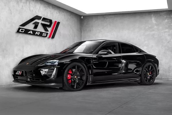 Porsche Taycan GTS
