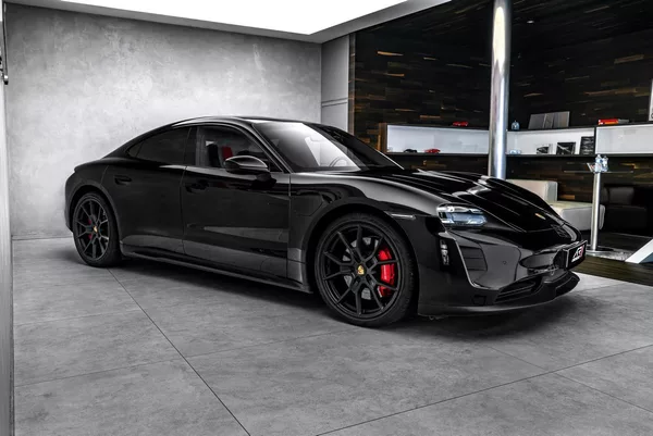 Porsche Taycan GTS - foto 4