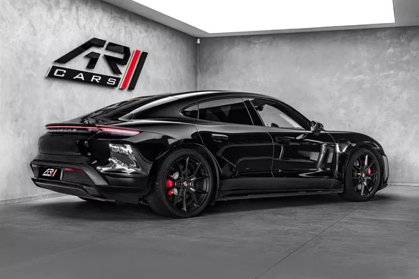 Porsche Taycan GTS - foto 5
