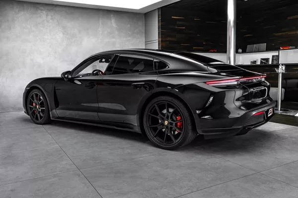Porsche Taycan GTS - foto 7