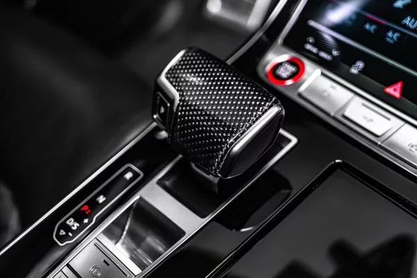 Audi SQ8 competition+, karbon, panorama - foto 21