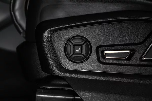 Audi SQ8 competition+, karbon, panorama - foto 25