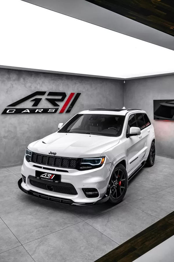 Jeep Grand Cherokee SRT 8 - foto 8