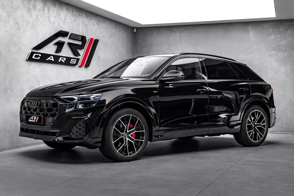 Audi Q8 50TDI Sline Laser Masáže B&O