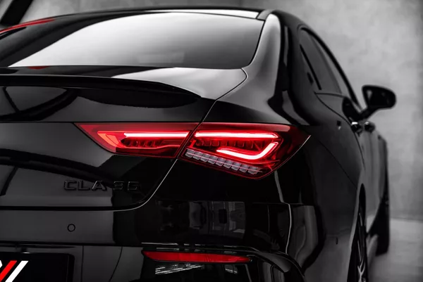 Mercedes-Benz CLA 4M Night Burmester - foto 10