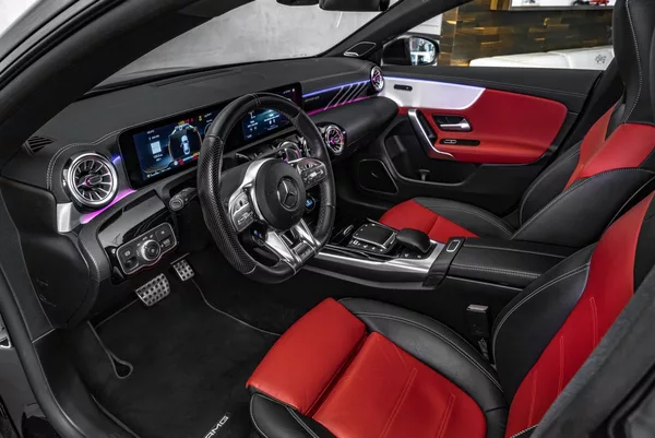 Mercedes-Benz CLA 4M Night Burmester - foto 12