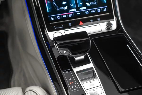 Audi A8 50TDI L Full Masáže Lednice TV - foto 15