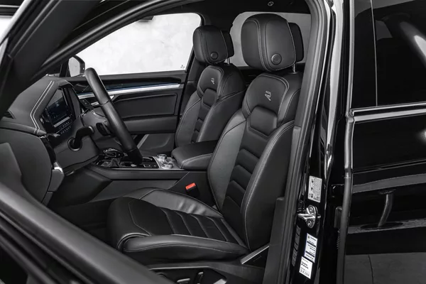 Volkswagen Touareg R-line 4M Vzduch IQ Ergo - foto 13