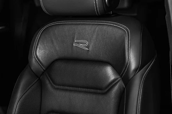 Volkswagen Touareg R-line 4M Vzduch IQ Ergo - foto 21