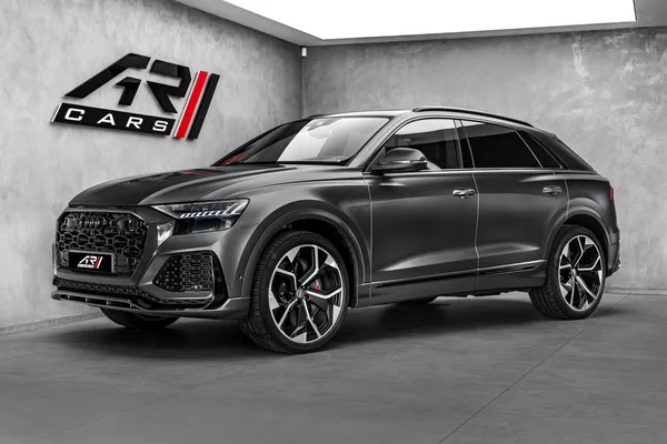 Audi SQ8 4,0TDI Keramiky Masáže Pano